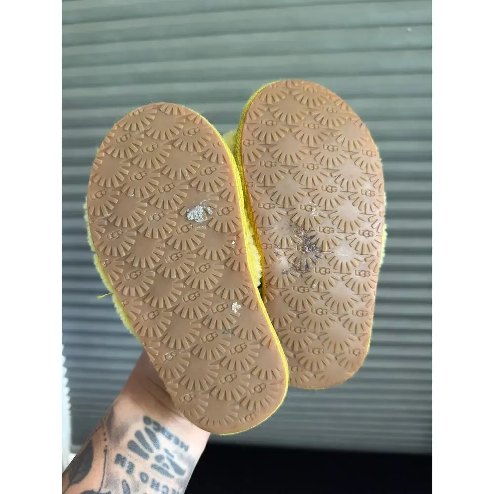 UGG Fluff Yeah Slides Little Kids Size 10 Yellow Sheepskin Slingback Slippers